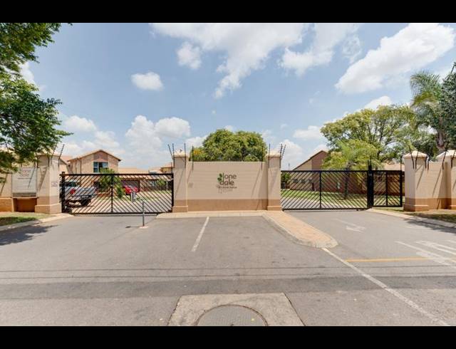 3 BEDROOM PROPERTY TO RENT IN DIE HOEWES